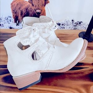 Freebird Surge Booties